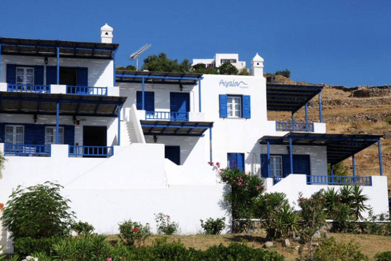 Aigaion Aetherium Apartments Livadakia Exterior photo